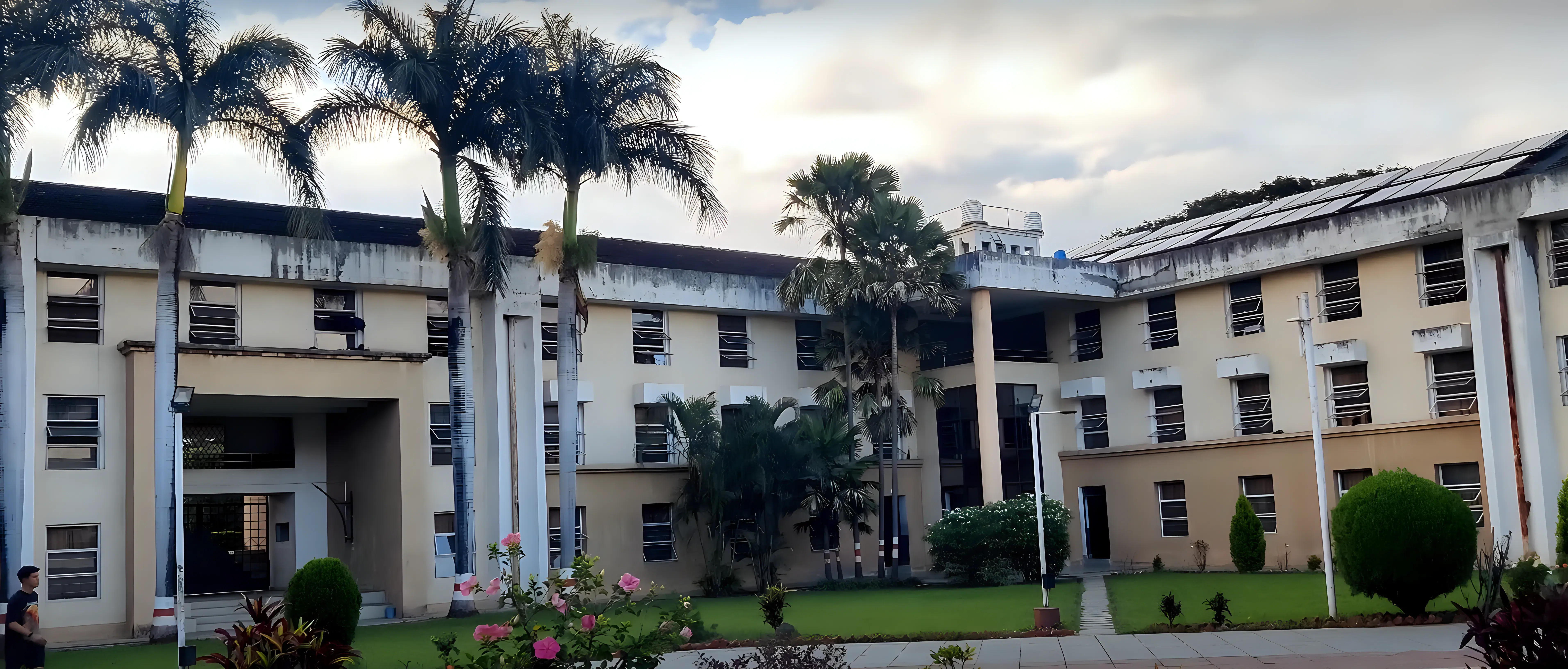 Tolani Maritime Institute Pune hostel photo 1